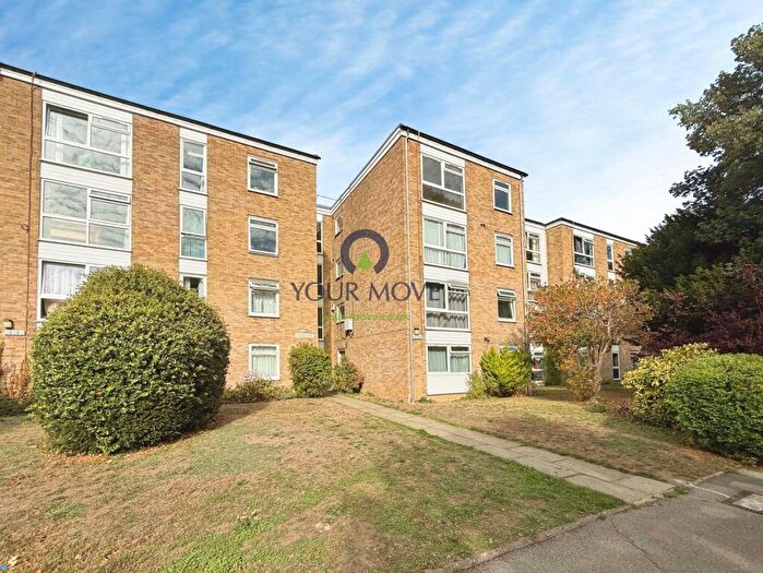 2 Bedroom Flat For Sale In Addison Court, Sutton, SM2