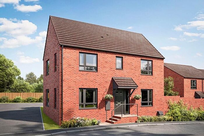 3 Bedroom Semi-Detached House For Sale In Yeovil Road, Crewkerne, TA18