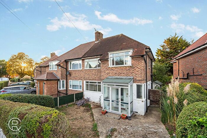 3 Bedroom Semi-Detached House For Sale In Harp Road, London, W7