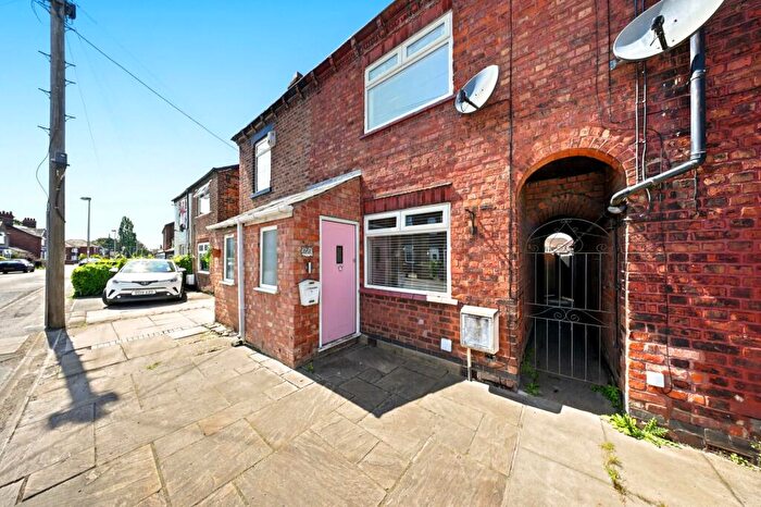 3 Bedroom Semi-Detached House For Sale In Shipbrook Road, Northwich, CW9