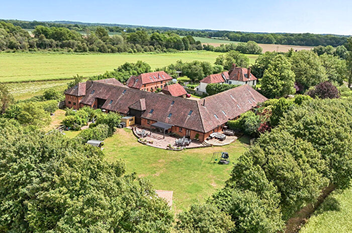 4 Bedroom Barn Conversion For Sale In Heywood Farm Barns, Waltham Road, Maidenhead, SL6