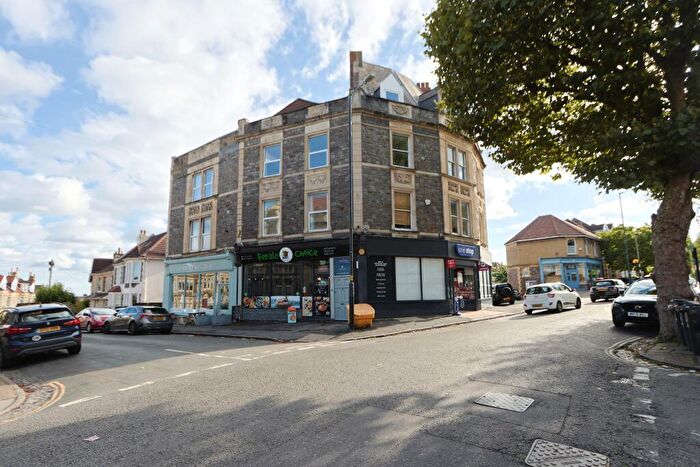 3 Bedroom Apartment To Rent In Harcourt Road, Bristol, BS6
