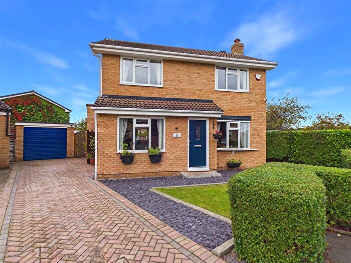 3 Bedroom Detached House For Sale In Harebell Close, Ingleby Barwick, TS17