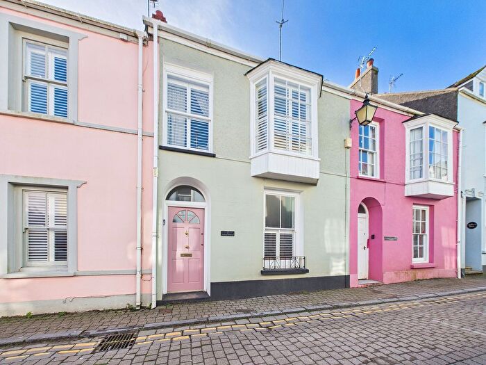 4 Bedroom Terraced House For Sale In Lower Frog Street, Tenby, SA70