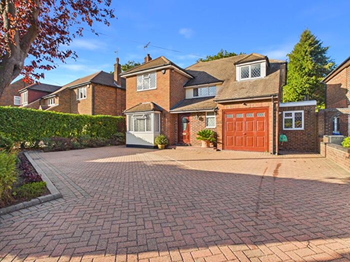 5 Bedroom Detached House For Sale In Birchdale, Gerrards Cross, Buckinghamshire, SL9