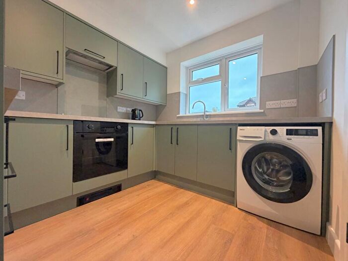 3 Bedroom House To Rent In Whitley Mead, Stoke Gifford, BS34