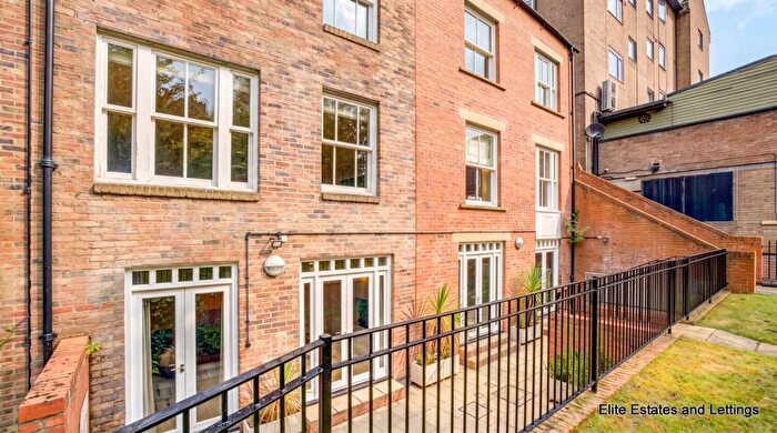 3 Bedroom Apartment For Sale In Sylvan House, Durham, County Durham, DH1