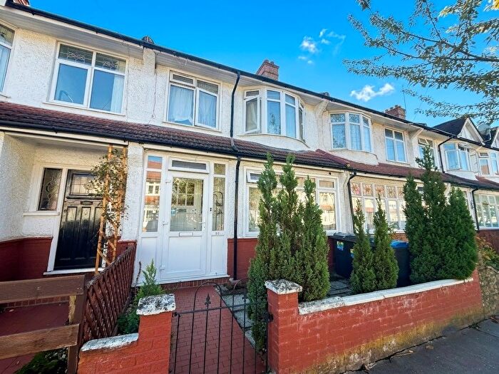 3 Bedroom Terraced House To Rent In Warlingham Road, Thornton Heath, CR7