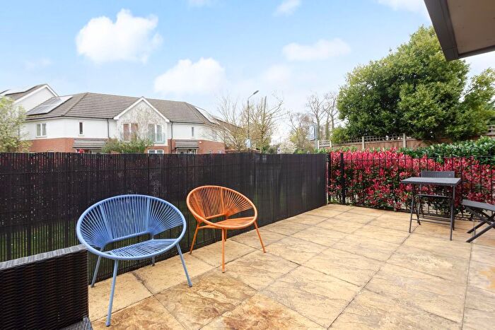 1 Bedroom Flat For Sale In Cross Road, Sidcup, DA14