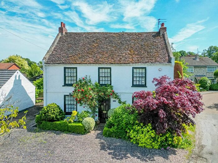4 Bedroom Cottage For Sale In Orchard View, Skelton, York, YO30