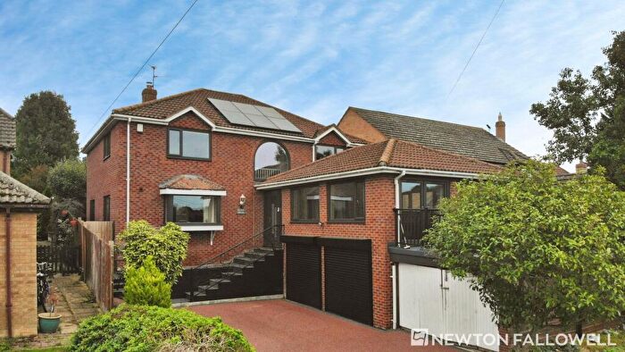 4 Bedroom Detached House For Sale In Lound Road, Toft, PE10