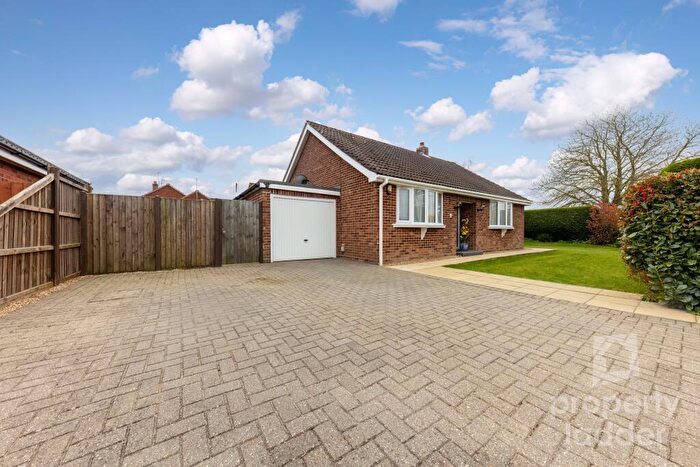 2 Bedroom Detached House For Sale In Ivy Road, Spixworth, NR10