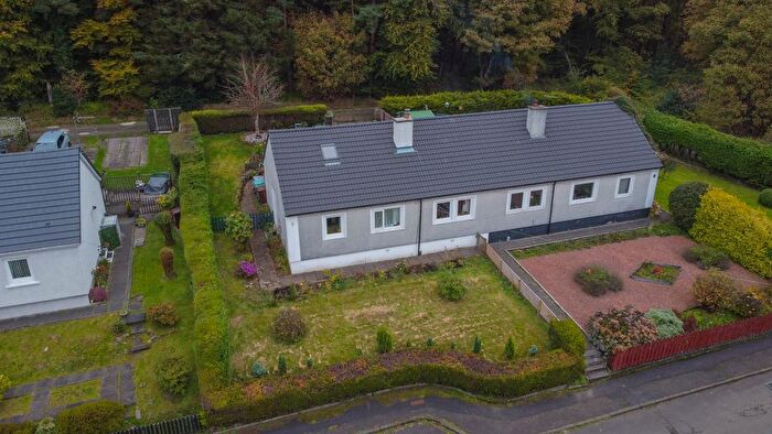 3 Bedroom Semi-Detached Bungalow For Sale In Broom Road, Cumbernauld, G67