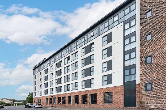 2 Bedroom Flat To Rent In Victoria Riverside, Hunslet, LS10