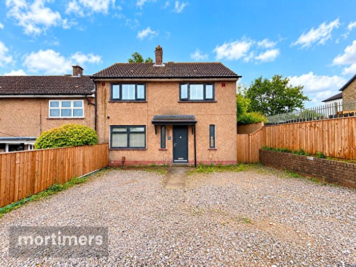 3 Bedroom End Of Terrace House For Sale In Arran Avenue, Blackburn, Lancashire, BB1