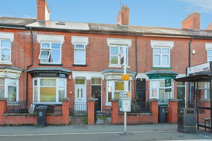 3 Bedroom Terraced House For Sale In Fosse Road North, Leicester, LE3