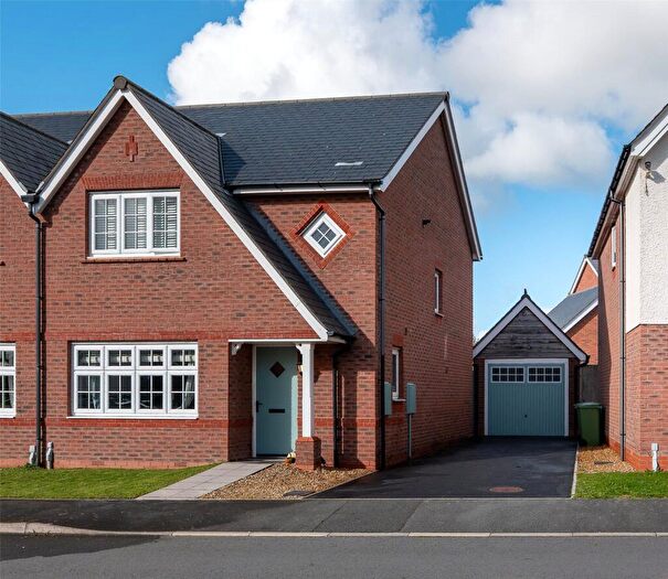 3 Bedroom Semi-Detached House For Sale In Lon Y Wyddfa, Penrhosgarnedd, Bangor, Gwynedd, LL57