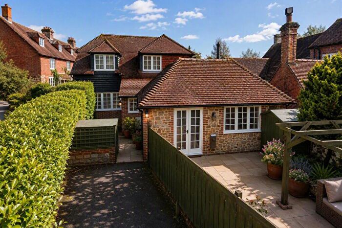 2 Bedroom House For Sale In Queens Street, Stedham, GU29