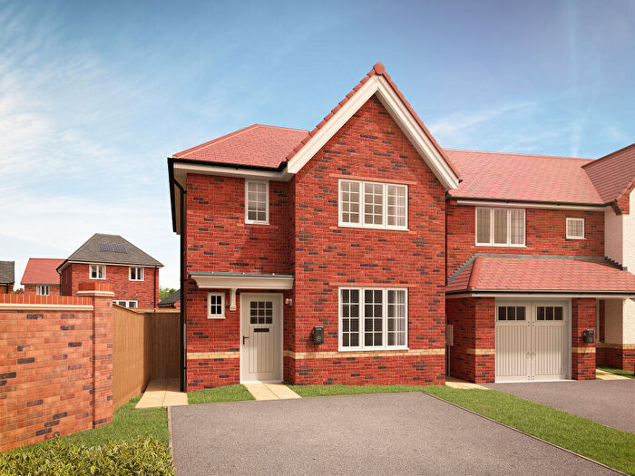 3 Bedroom Detached House For Sale In Bee Fold Lane, Atherton, M46
