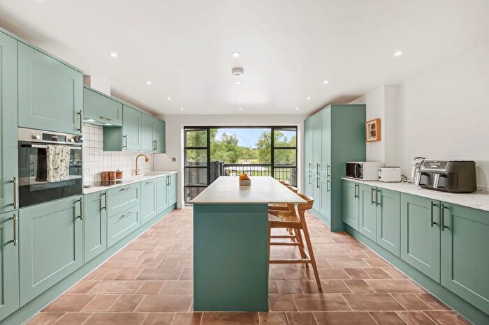 3 Bedroom House For Sale In Tilt Road, Cobham, KT11