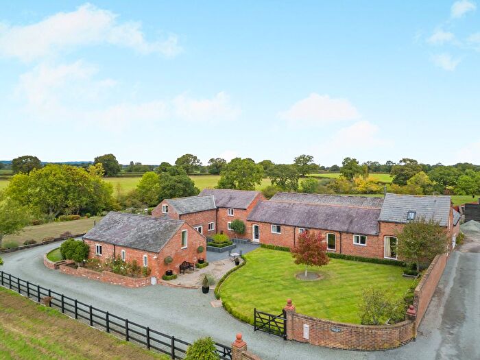 6 Bedroom Barn Conversion For Sale In Lightwood Green, Overton, Wrexham, Clwyd, LL13
