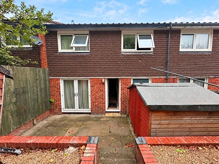 2 Bedroom Terraced House For Sale In Davison Close, Leicester, LE5