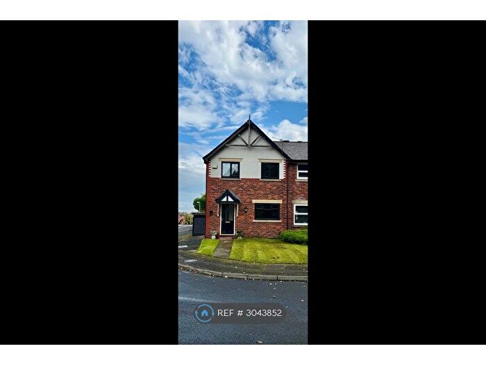 3 Bedroom End Of Terrace House To Rent In Havenscroft Avenue, Eccles, Manchester, M30