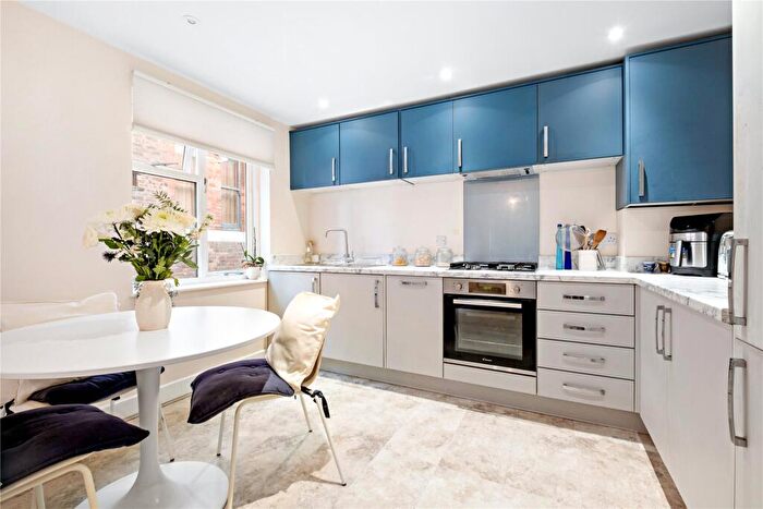 1 Bedroom Apartment For Sale In Wareham, Dorset, BH20