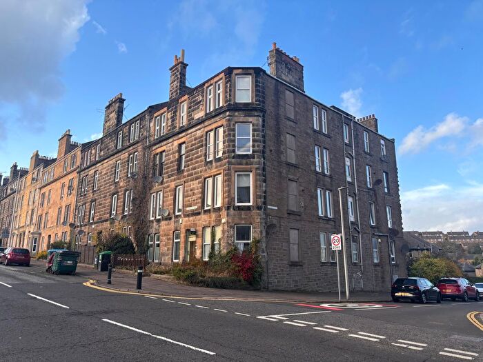 2 Bedroom Flat To Rent In Blackness Road, Dundee, DD2