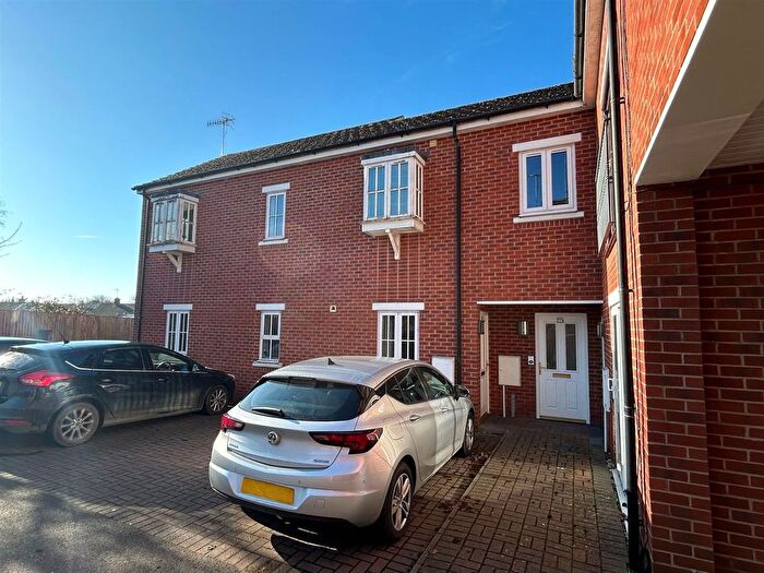 1 Bedroom Flat To Rent In Harvington Mews, Alcester Road, WR11