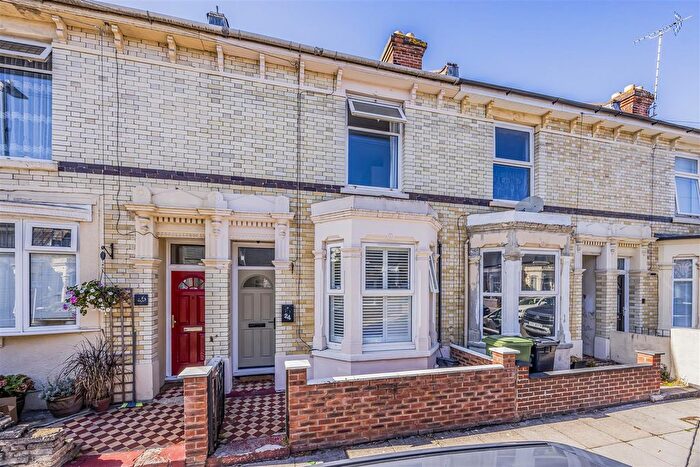 3 Bedroom Terraced House For Sale In Burleigh Road, Portsmouth, PO1