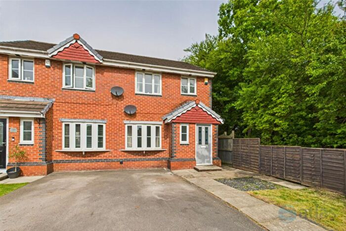 3 Bedroom Semi-Detached House For Sale In Burland Road, Halewood, L26