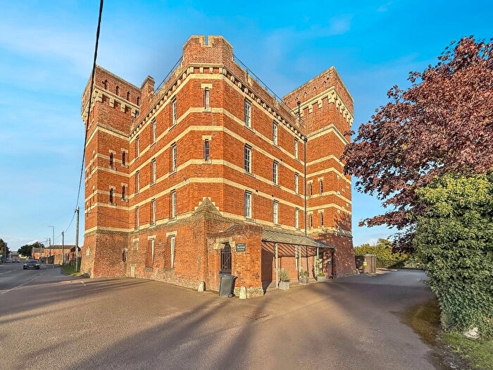 2 Bedroom Flat For Sale In The Keep, London Road, Devizes, SN10