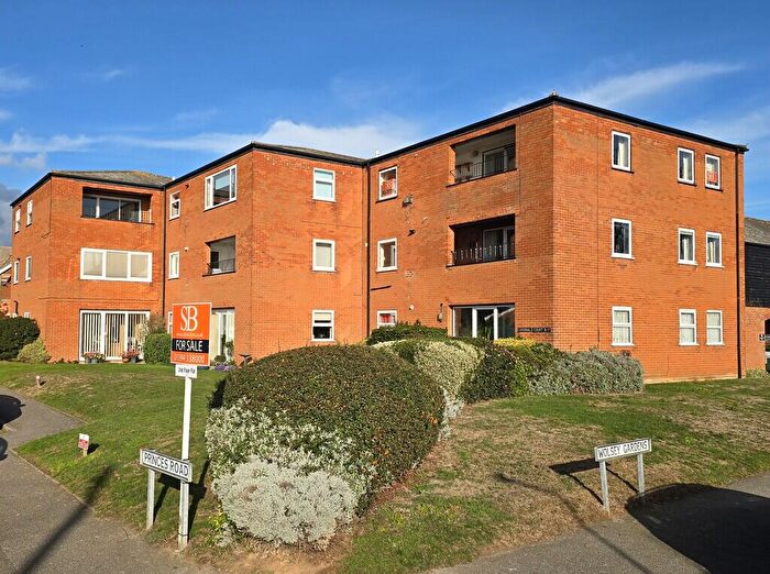 2 Bedroom Apartment For Sale In Cardinals Court, Wolsey Gardens, IP11