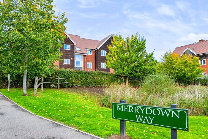 2 Bedroom Flat For Sale In Merrydown Way, Heathfield, TN21