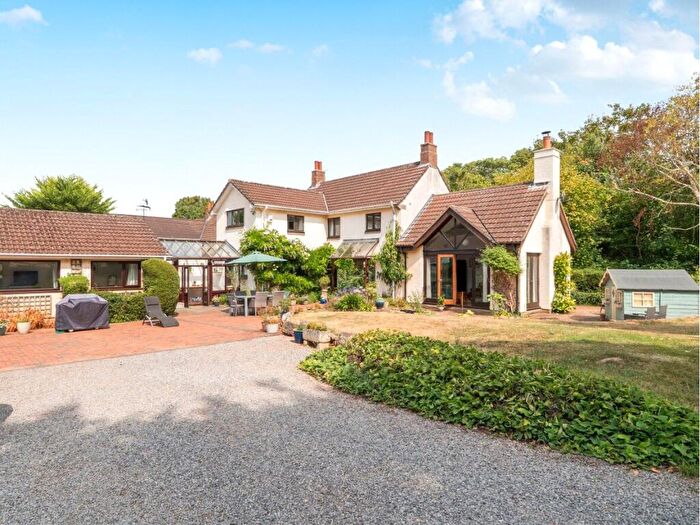 4 Bedroom Detached House For Sale In Backwell Hill Road, Backwell, Bristol, Somerset, BS48