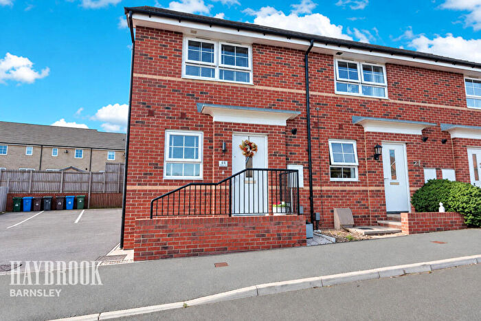 2 Bedroom End Of Terrace House For Sale In Carrs Avenue, Barnsley, S72