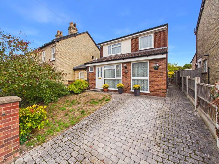 3 Bedroom Detached House For Sale In Morton Street, Royston, SG8