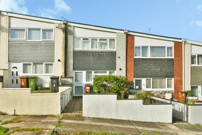3 Bedroom Terraced House For Sale In Stroma Close, Plymouth, PL6