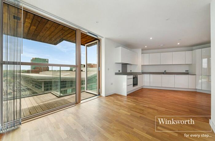 2 Bedroom Apartment To Rent In St. Marks Square, Bromley, BR2