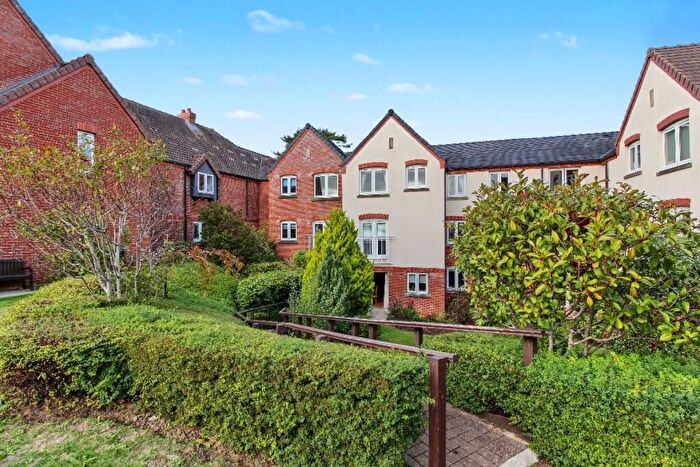 1 Bedroom Property For Sale In New Road, Studley, B80