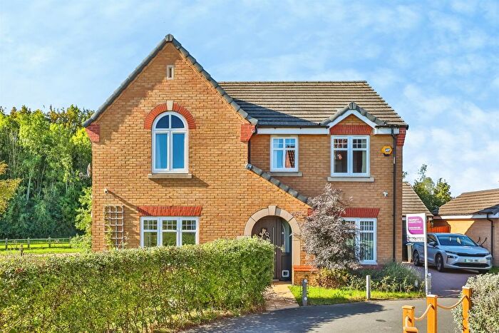 5 Bedroom Detached House For Sale In Airfield Way, Hucknall, Nottingham, NG15