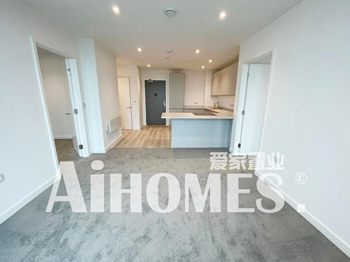 2 Bedroom Apartment For Sale In Tw, Tw, No. Old Trafford Park, Wharf End, Trafford Park, M17