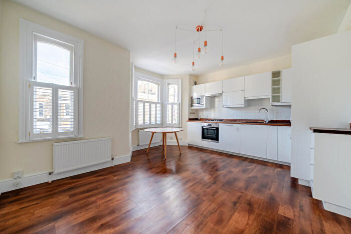 2 Bedroom Flat For Sale In Bolden Street, Deptford, London, SE8
