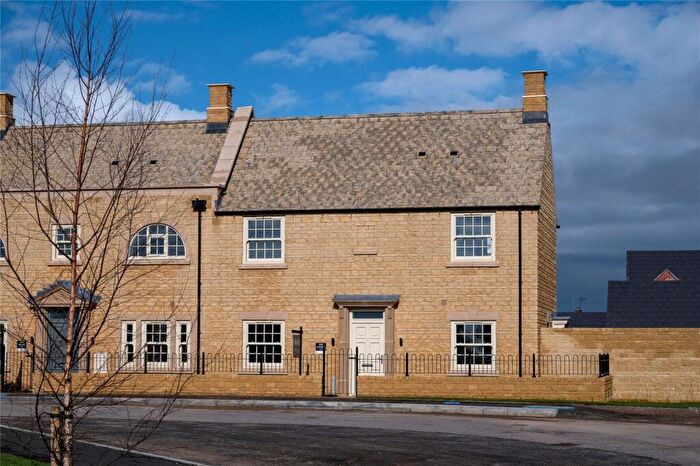 4 Bedroom End Of Terrace House For Sale In Ellenbrook, Stow Road, Moreton-In-Marsh, Gloucestershire, GL56