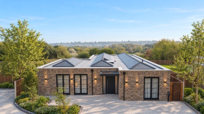 4 Bedroom Detached House For Sale In Sense, Arkley - Lateral Living At Its Most Luxurious, EN5