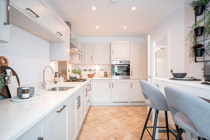 4 Bedroom End Of Terrace House For Sale In "The Oak" At Waterslade Way, Houghton Regis, LU5