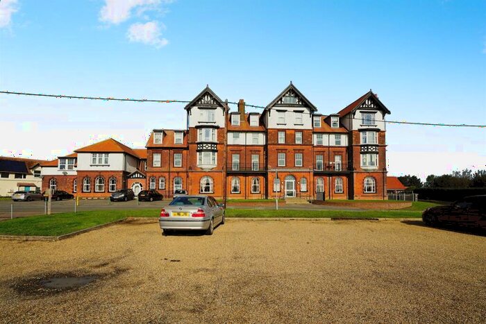 2 Bedroom Apartment To Rent In Cromer Road, Mundesley, Norwich, NR11