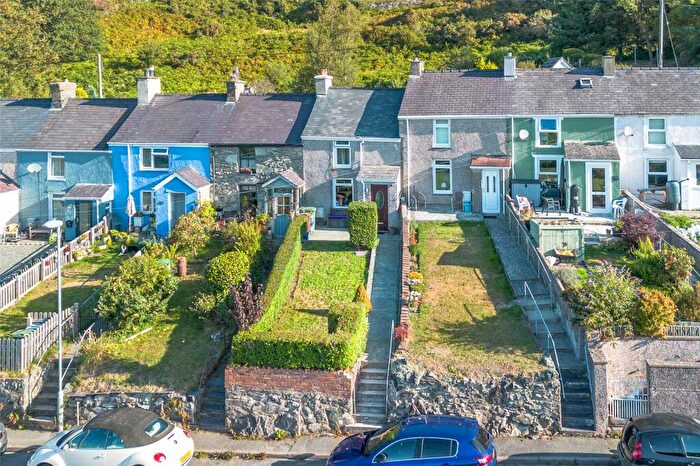 3 Bedroom Terraced House For Sale In Hyfrydle Road, Talysarn, Caernarfon, Gwynedd, LL54