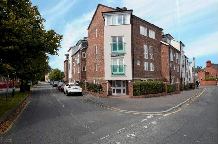 2 Bedroom Flat For Sale In Mill Street, Whitchurch, SY13